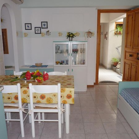 Claudia - Case Vacanze A Canneto Spiaggia Exterior photo