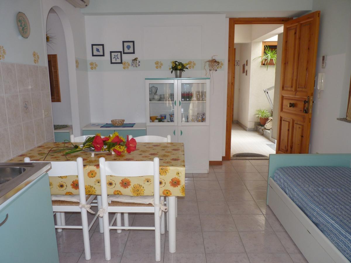Claudia - Case Vacanze A Canneto Spiaggia Exterior photo