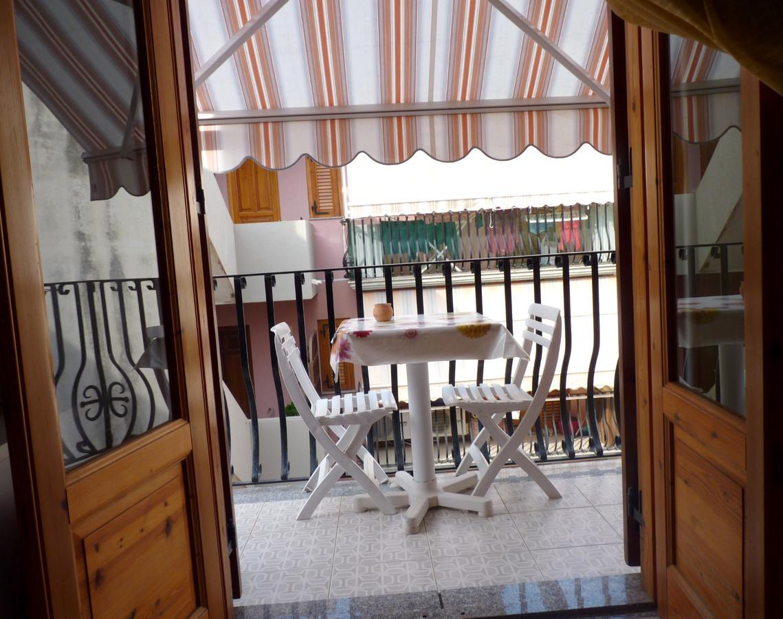 Claudia - Case Vacanze A Canneto Spiaggia Exterior photo