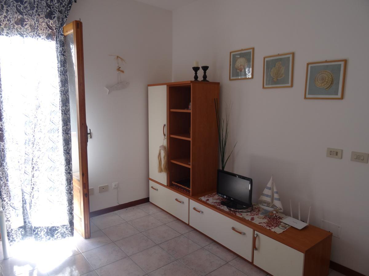 Claudia - Case Vacanze A Canneto Spiaggia Exterior photo
